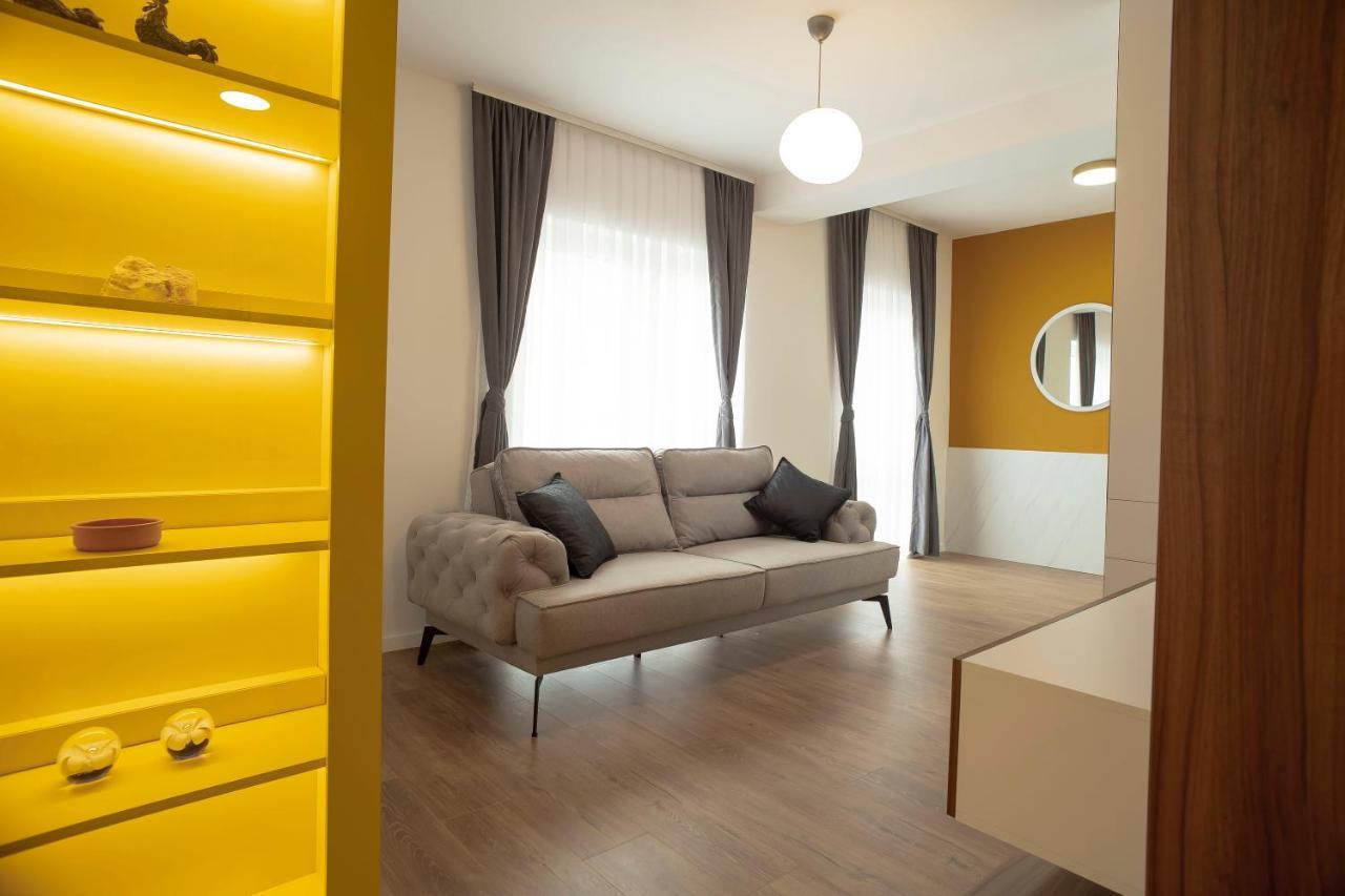 Lux Apartments Priştine Dış mekan fotoğraf