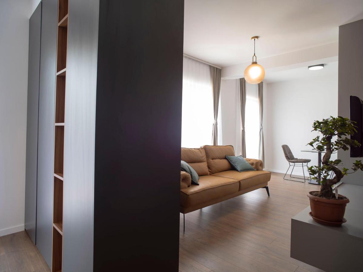 Lux Apartments Priştine Dış mekan fotoğraf