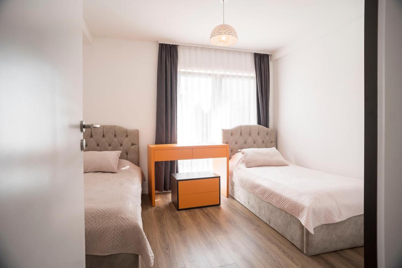 Lux Apartments Priştine Dış mekan fotoğraf