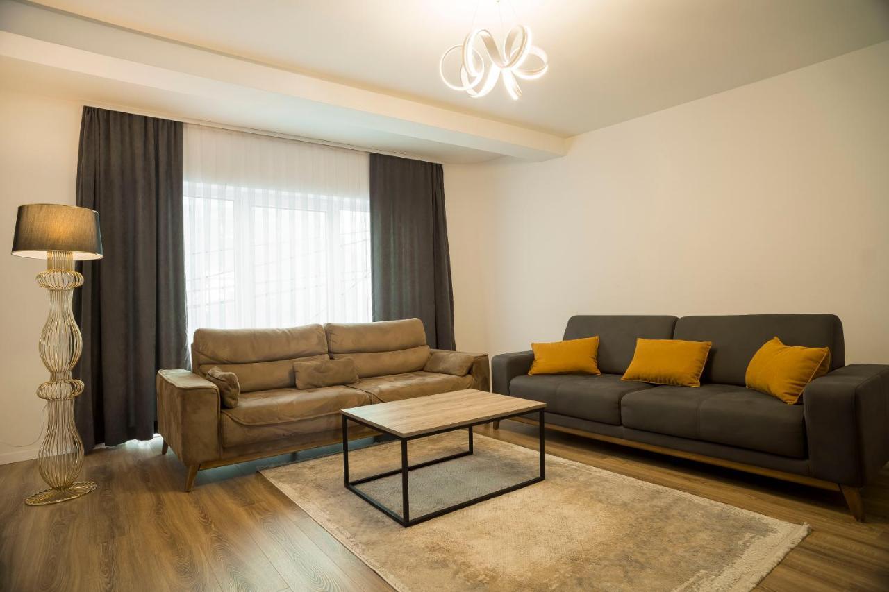 Lux Apartments Priştine Dış mekan fotoğraf