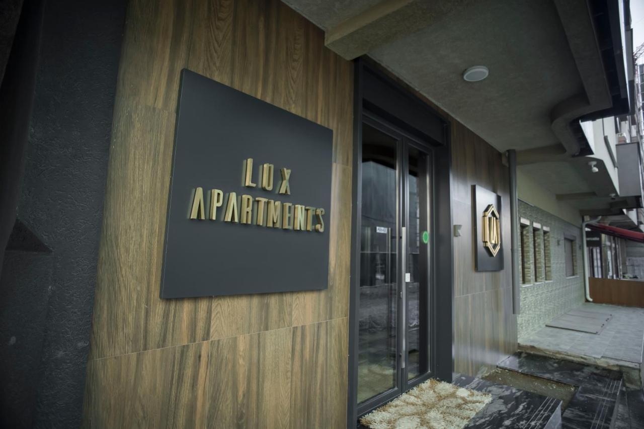 Lux Apartments Priştine Dış mekan fotoğraf