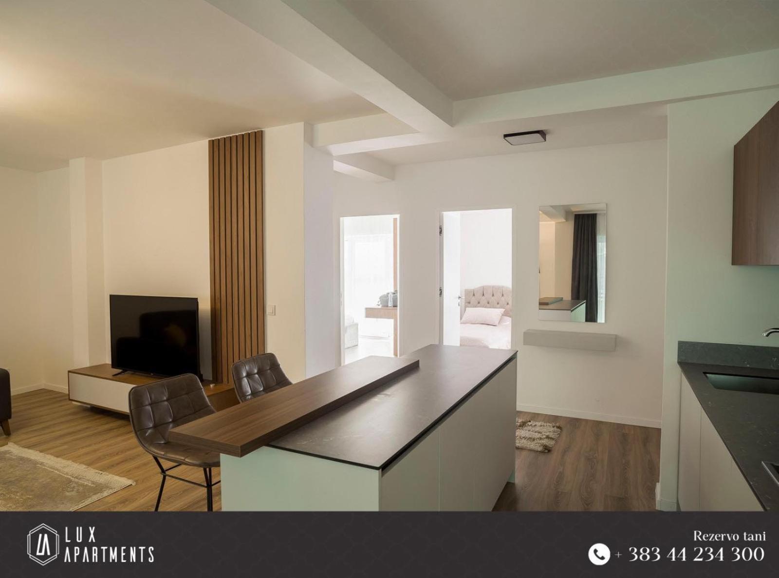 Lux Apartments Priştine Dış mekan fotoğraf