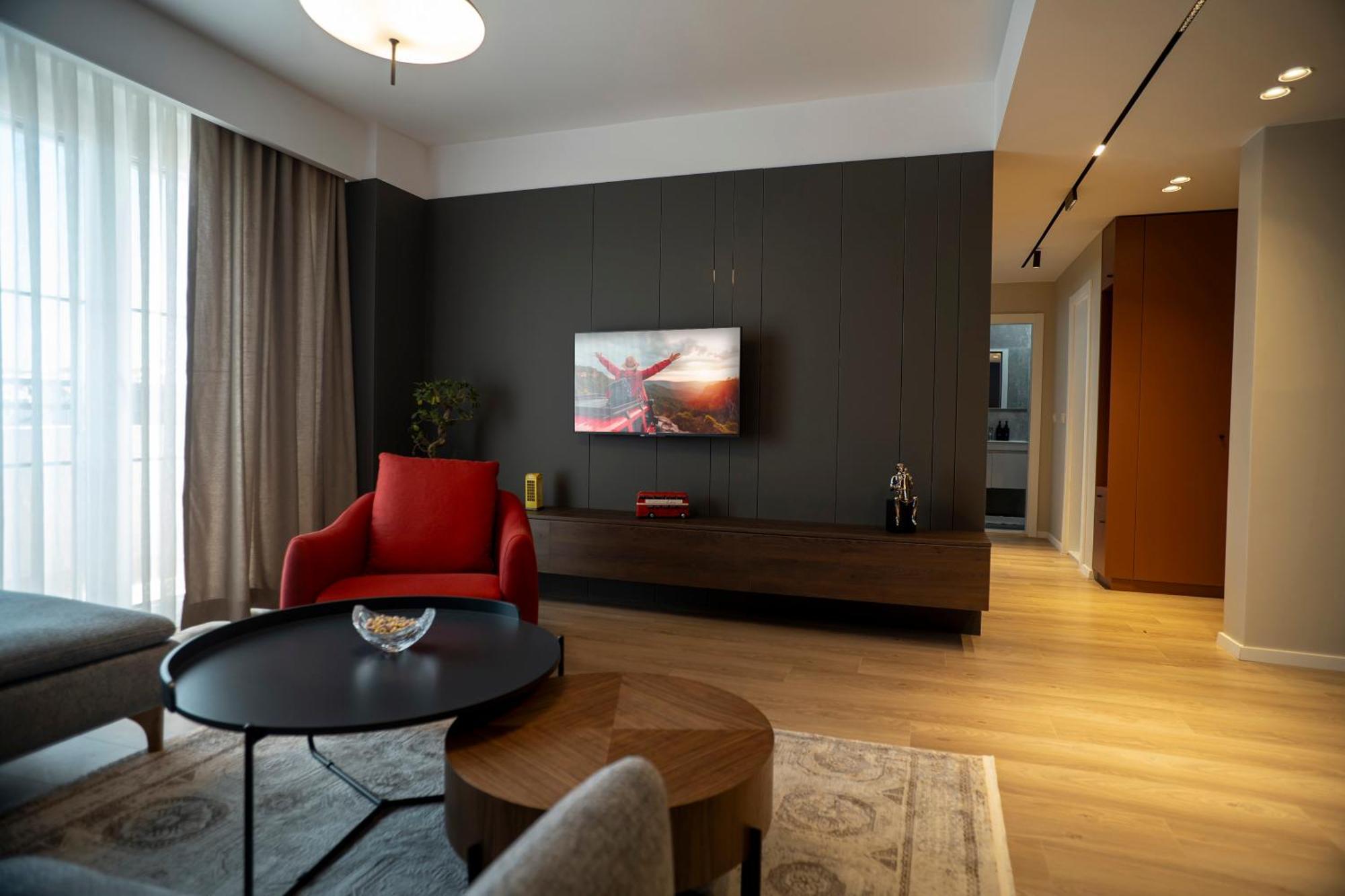 Lux Apartments Priştine Dış mekan fotoğraf